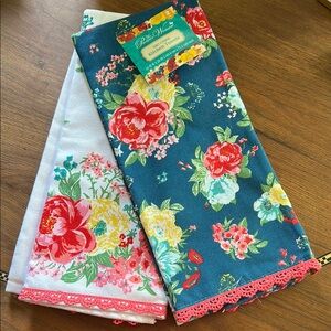 The Pioneer Woman Floral Kitchen Linens - Blue and White